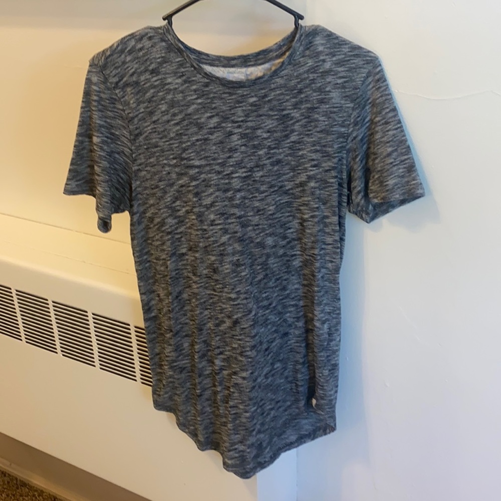 Scoop bottom Tee
